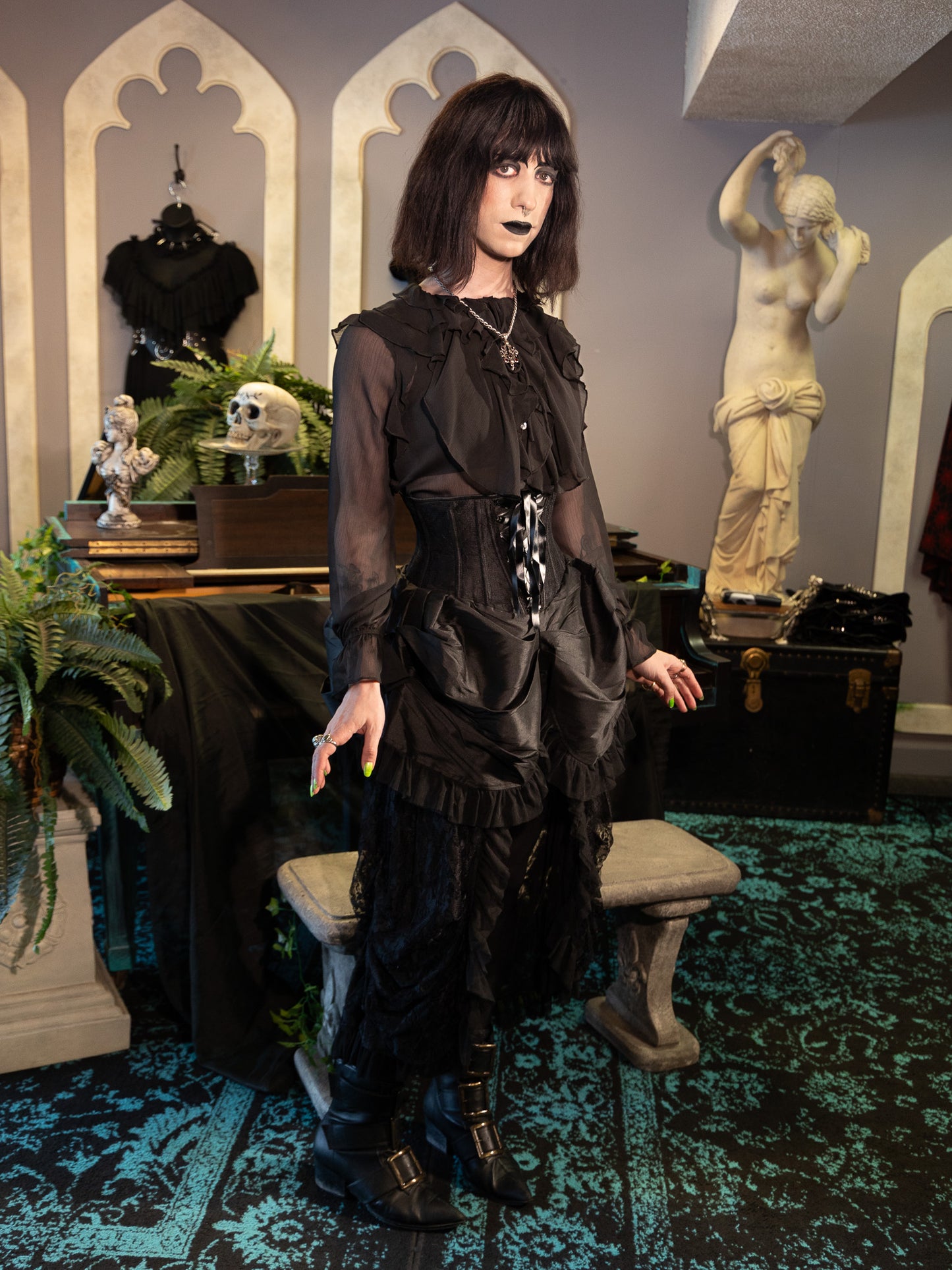 Nobility Ruffle Blouse- Black