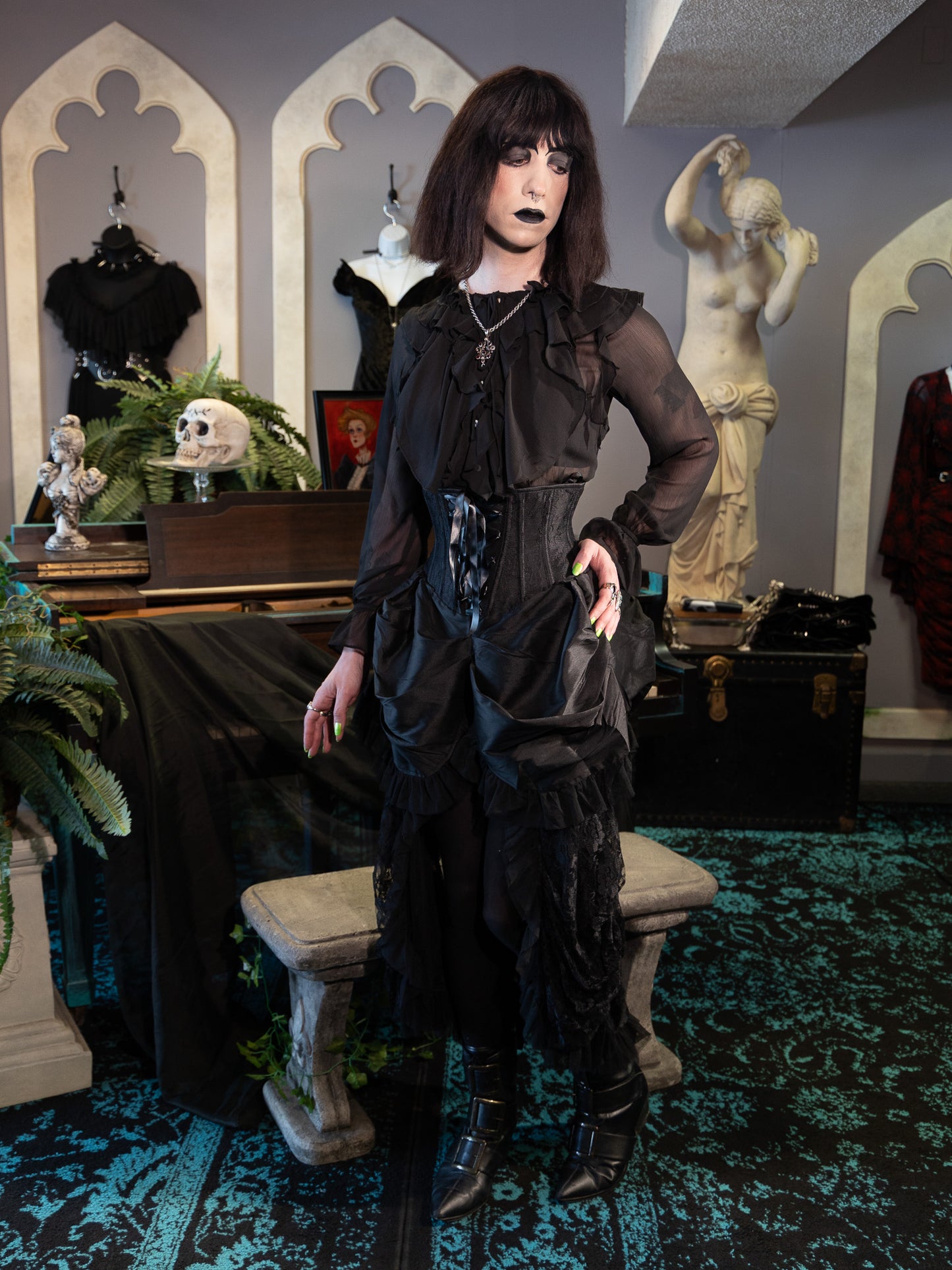 Nobility Ruffle Blouse- Black