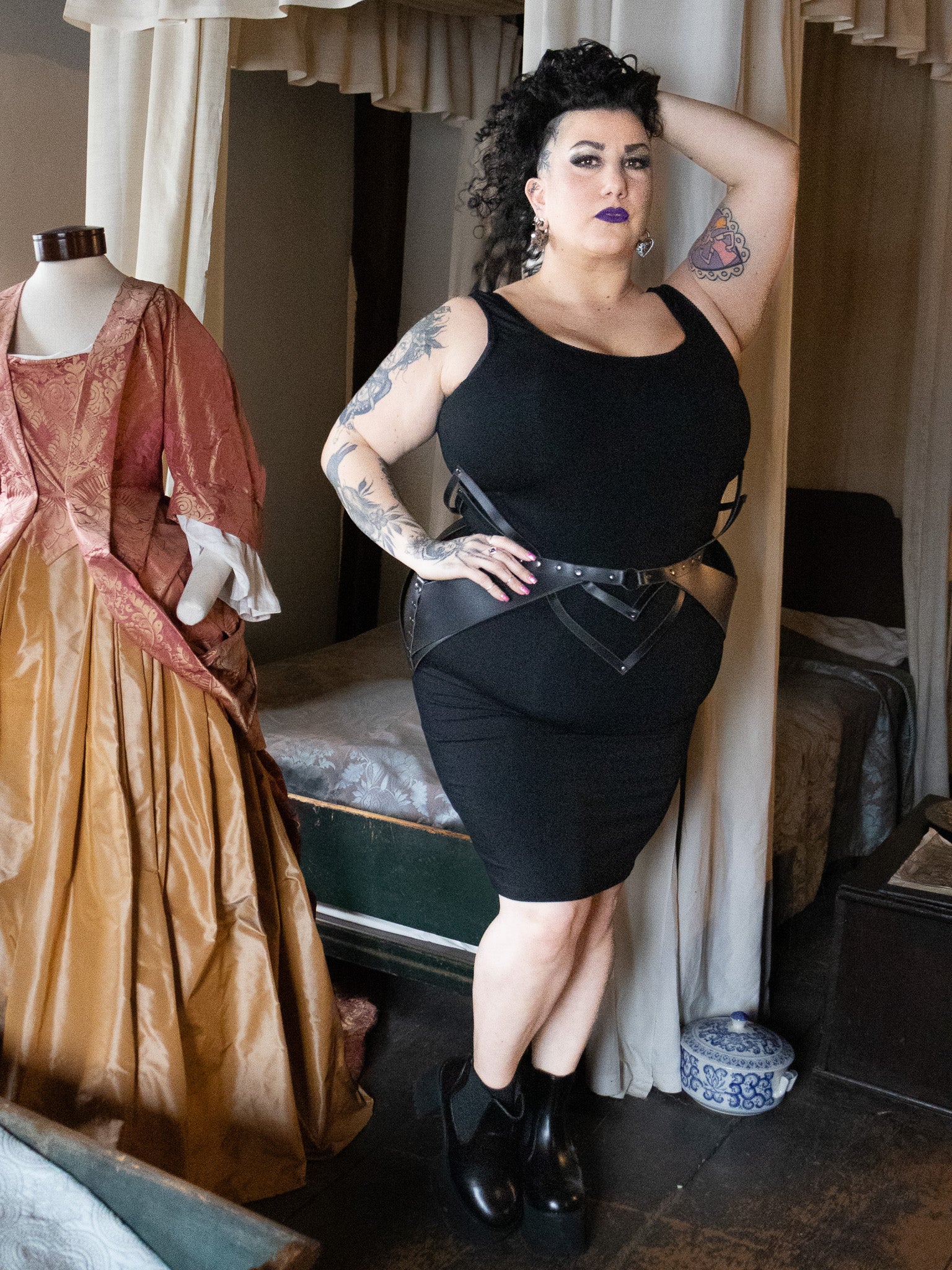 Hecate Pannier Leather Bustle Belt | The Ossuary of Salem