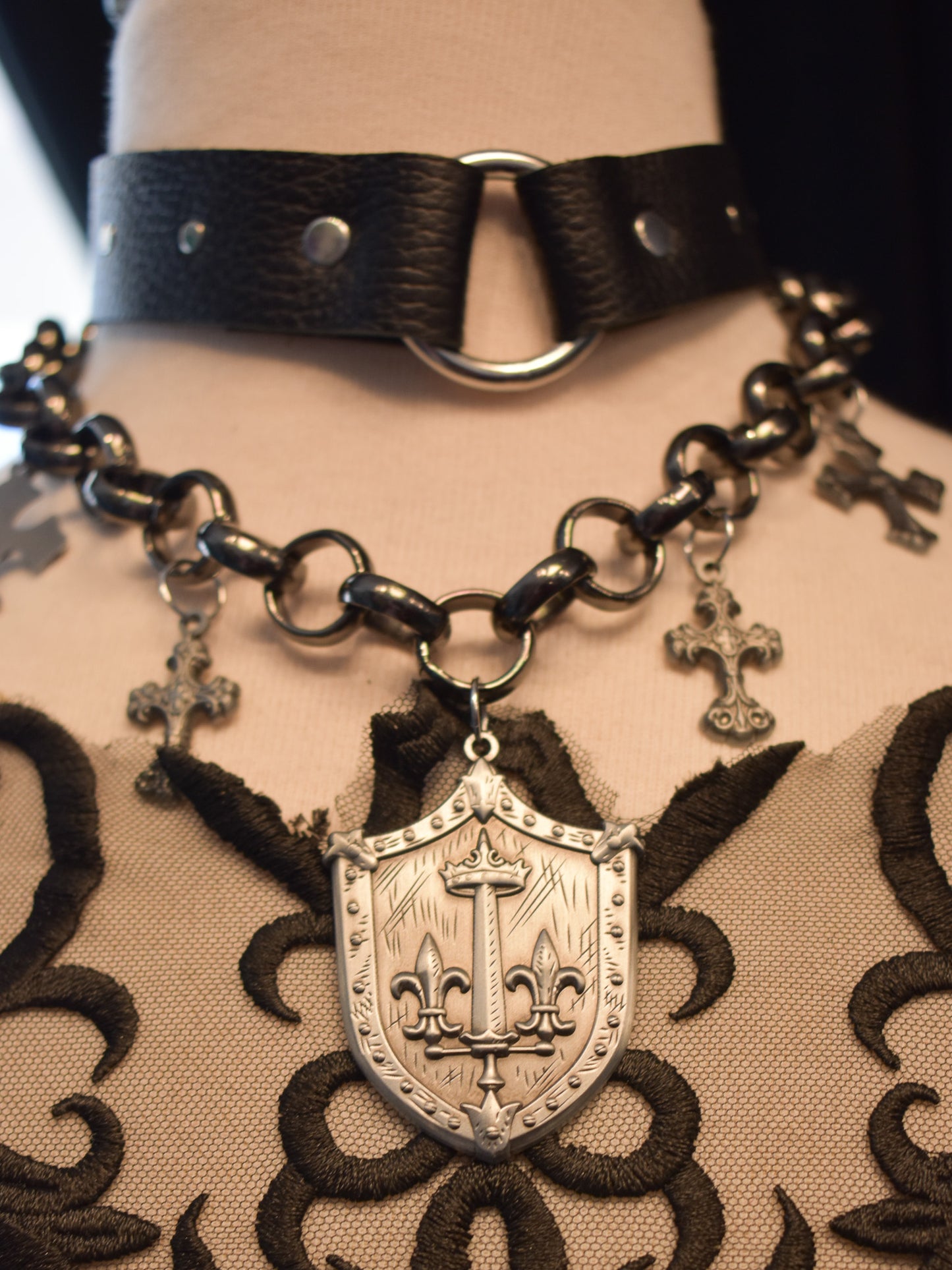 Le Fay Necklace