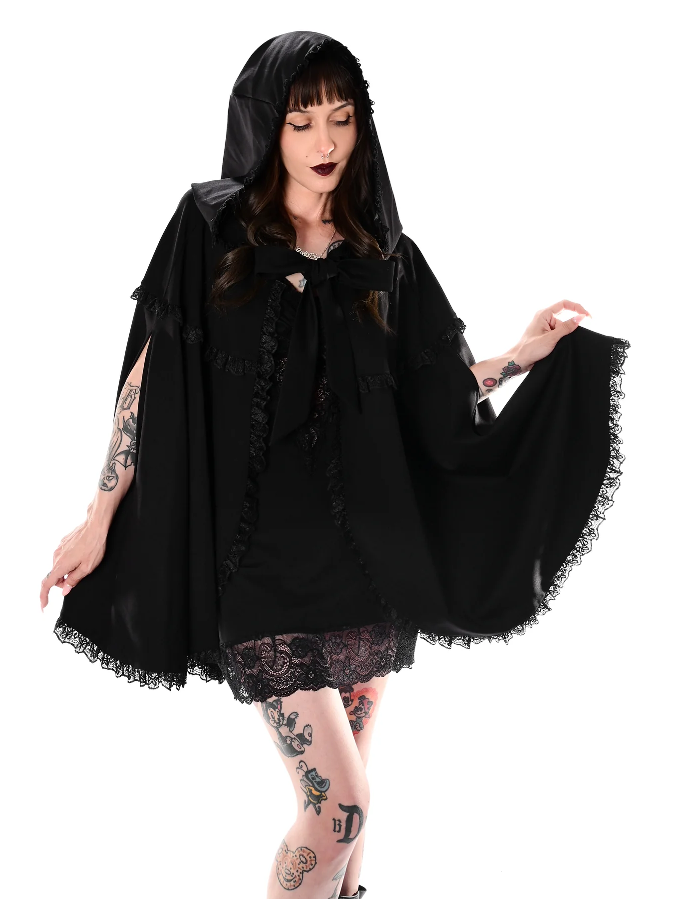 Kiki Lace Trim Cape FOXBLOOD